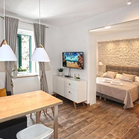 Apartments Tessera Split Exterior photo